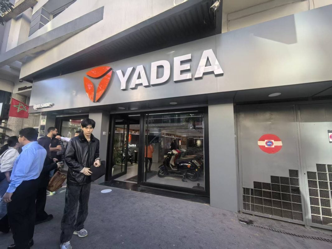 Yadea electric scooter store in Egypt visited by China electric scooter manufacturers