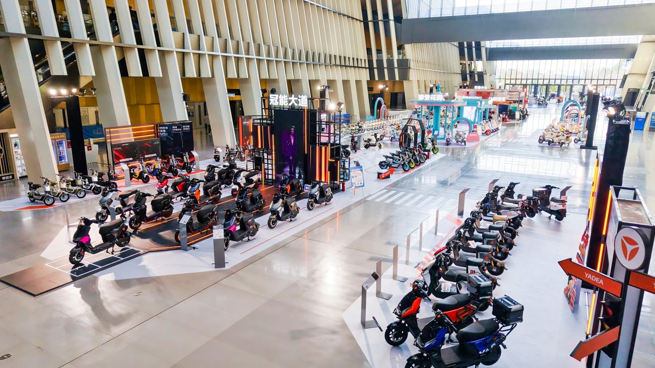 Yadea electric scooter and electric motorcycle product lineup with TTFAR and graphene battery technology