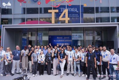 Xishan electric vehicle suppliers and overseas buyers at the Yiwu matchmaking event